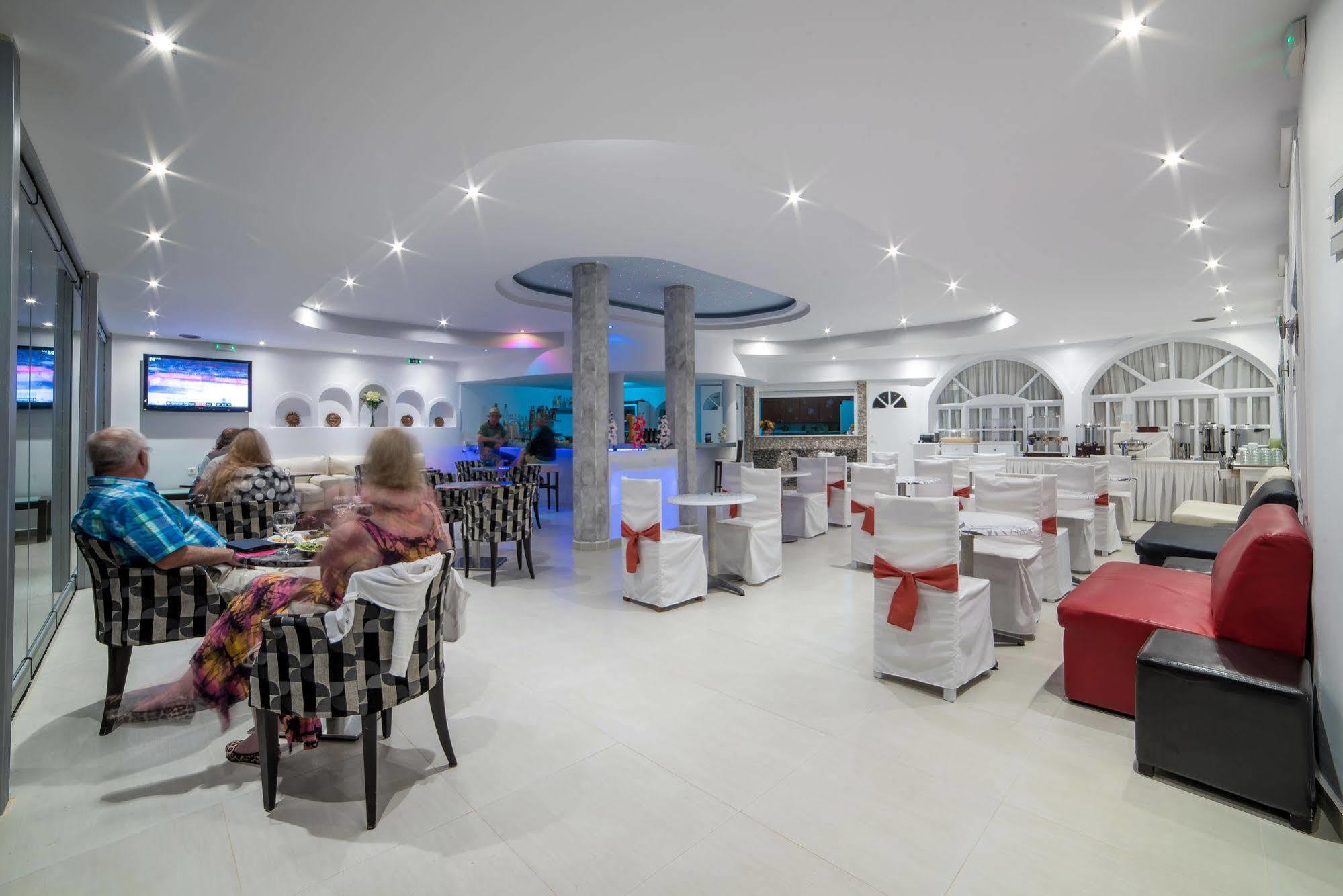 奥林匹亚别墅酒店 Agios Georgios  外观 照片